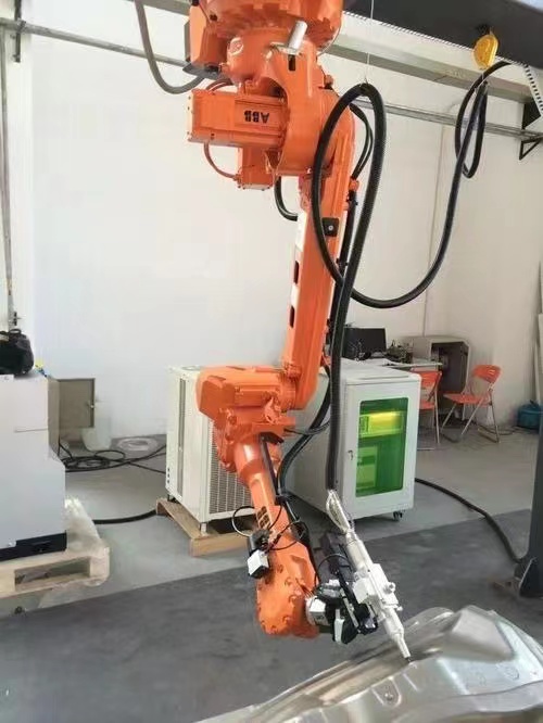 机械手三维激光切割机